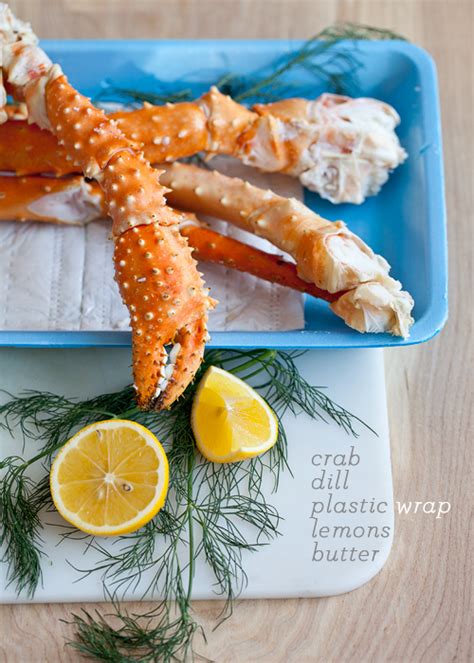 the-simplest-steamed-alaskan-king-crab-legs image