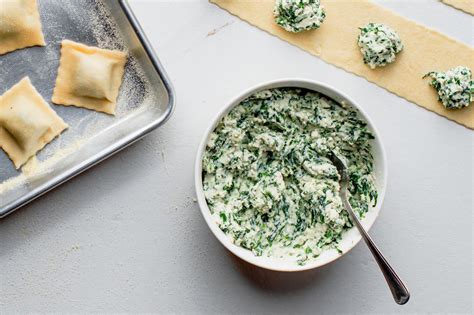ricotta-and-spinach-filling-for-fresh-pasta image