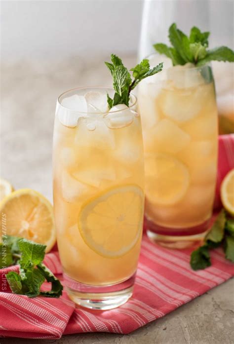 iced-green-tea-with-mint-and-honey-the-chunky-chef image