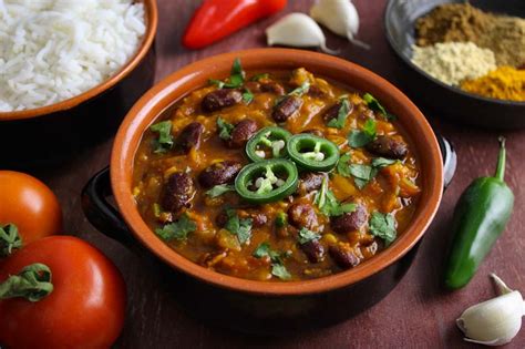 vegan-rajma-masala-kidney-bean-curry-the-pesky-vegan image