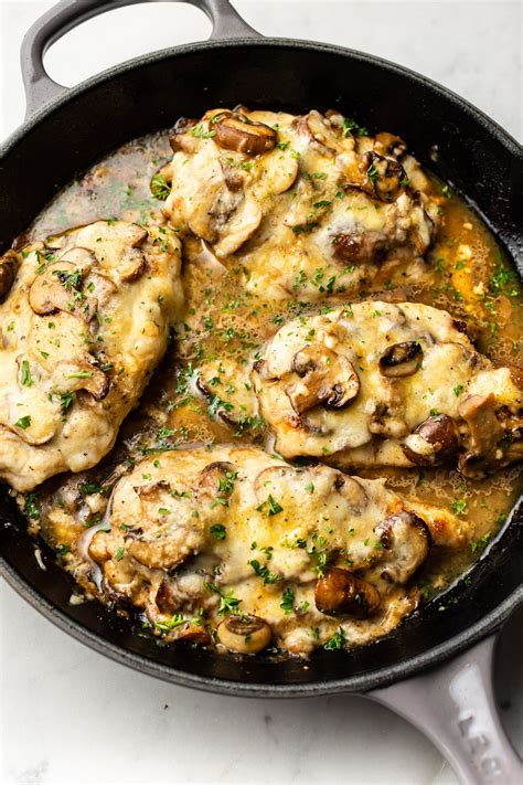 mozzarella-mushroom-white-wine-chicken image