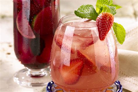22-tempting-strawberry-cocktails-to-make-this-summer image