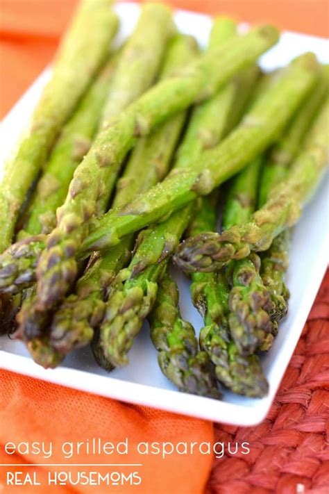 easy-grilled-asparagus-real-housemoms image
