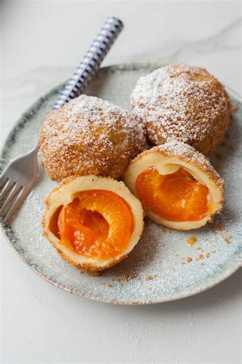 marillenkndel-austrian-apricot-dumplings-everyday image