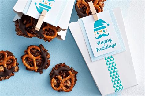 no-bake-chocolate-pretzel-clusters-canadian-living image