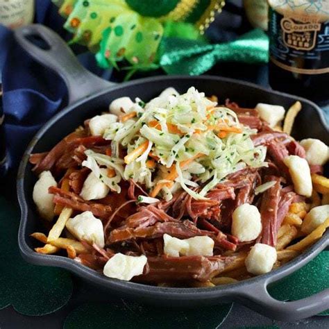 corned-beef-poutine-with-guinness-gravy-cake-n-knife image