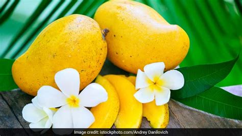 eat-mangoes-the-salad-way-here-are-some-recipes-that image