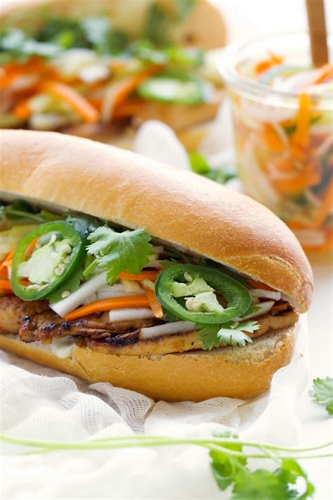 vietnamese-chicken-sandwich-banh-mi-recipe-little image