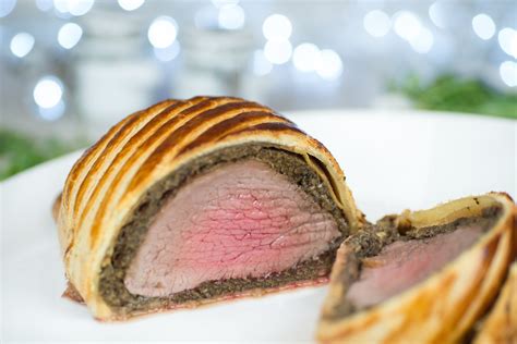 beef-wellington-with-mushroom-duxelle-recipes-and image
