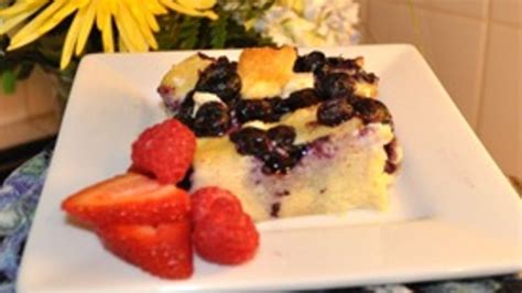 blueberry-breakfast-bake-with-maple-syrup image