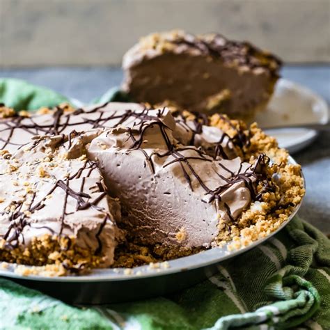 chocolate-cream-pie-culinary-hill image