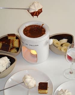 switzerland-chocolate-fondue-its-true-history-and-the image