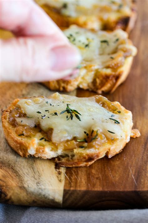 french-onion-cheese-toasts-lisas-dinnertime-dish image