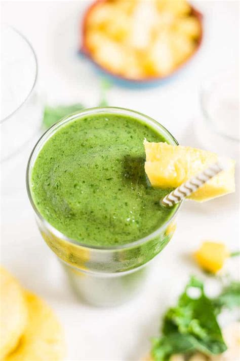 tropical-kale-smoothie-what-molly-made image