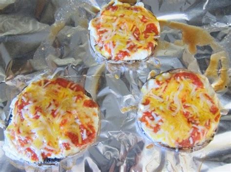 how-to-make-portobello-pizza-step-by-step-instructions image
