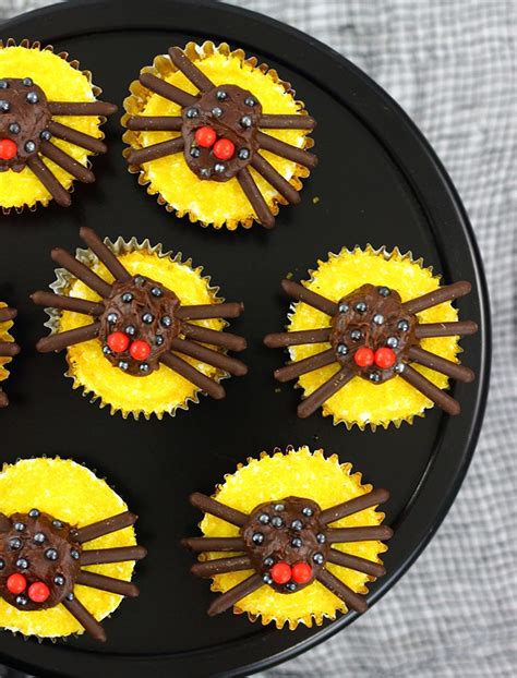over-20-spooky-halloween-spider-recipes-you-cant-resist image