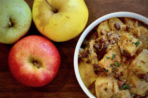 the-infamous-apple-curry image