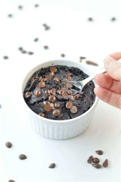 vegan-mug-brownie-the-conscious-plant-kitchen image