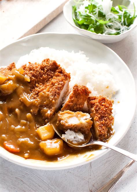 katsu-curry-japanese-curry-with-chicken-cutlet image