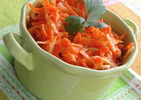 carrot-salad image