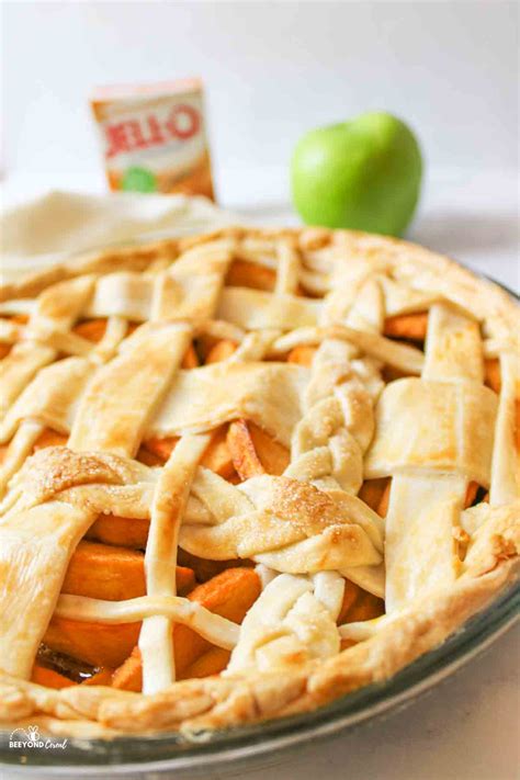easy-butterscotch-apple-pie-beeyondcereal image