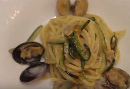 spaghetti-alla-chitarra-with-clams-zucchini-zucchini image