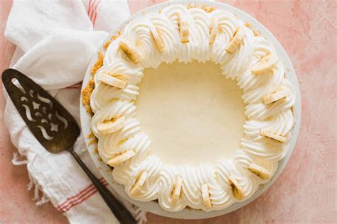 banana-cream-pie-recipe-simply image