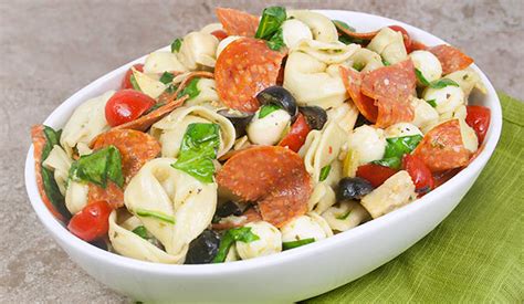 tortellini-salad-with-pepperoni-sugardale image