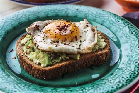 15-toast-recipes-for-a-nutritious-and-delicious-breakfast image