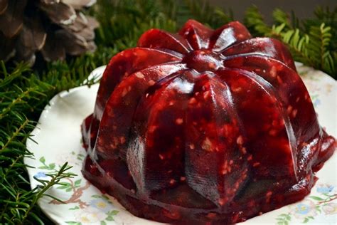 cranberry-gelatin-mold-retro-recipe-new image