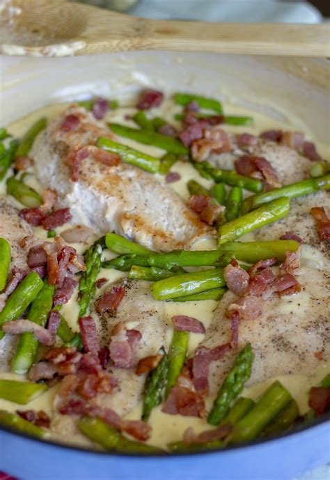 keto-chicken-asparagus-with-white-cheddar-sauce image