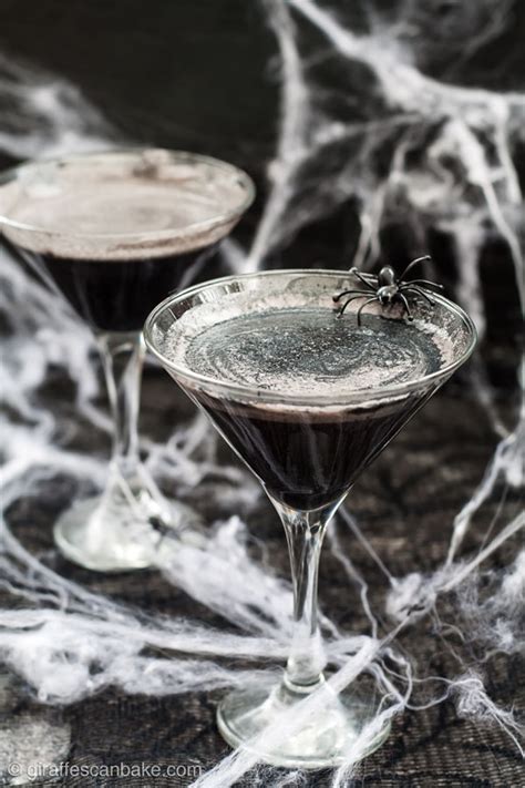 black-widow-cocktail-a-halloween-and-marvel-drink image