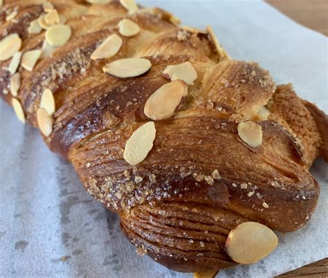 danish-almond-braids-baking-with-the-french-tarte image