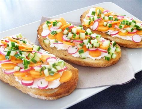 bruschetta-toasted-bread-with-cream-cheese-and image