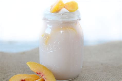 peach-punch-recipe-for-parties-savvy-mama-lifestyle image