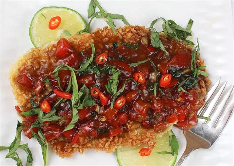 crispy-tilapia-with-spicy-thai-basil-sauce-palatable image