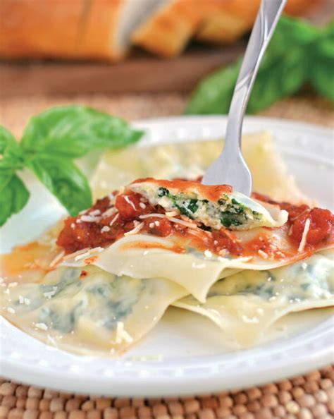 chicken-and-spinach-ravioli-with-wonton-wrappers image