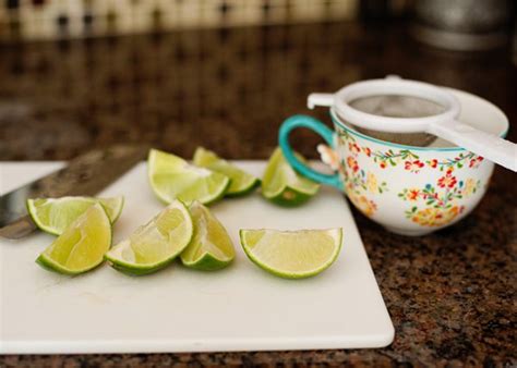 refreshing-mint-lime-iced-tea-cooler-baked-bree image