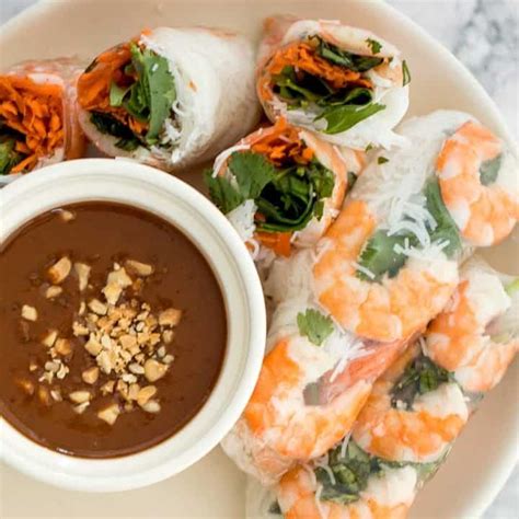 vietnamese-salad-rolls-with-peanut-dipping-sauce image