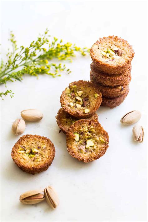 pistachio-financiers-pistachio-almond-cakes-mon-petit image