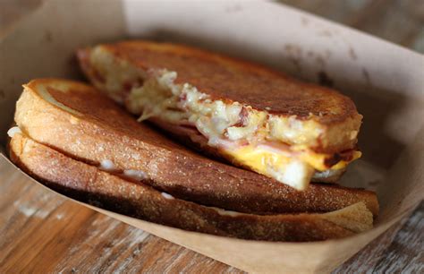 mikes-favorite-grilled-cheese-food-northern-express image