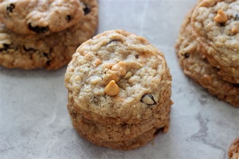 butterscotch-oatmeal-raisin-cookies-savvy-naturalista image