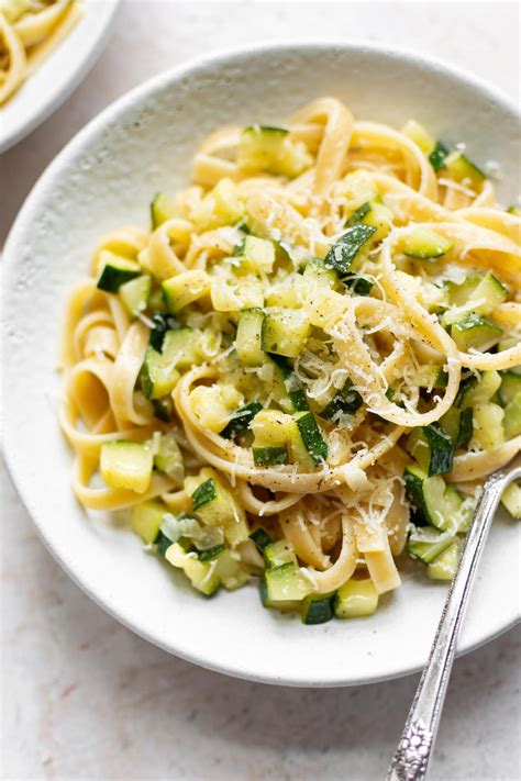 simple-fresh-zucchini-pasta-sauce-salt-lavender image