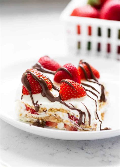 easy-no-bake-strawberry-icebox-cake-i image
