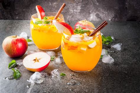 sparkling-apple-cider-and-orange-punch image