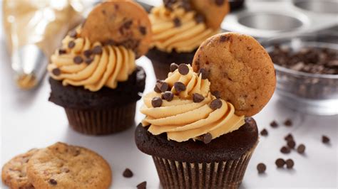 chocolate-chip-cookie-cupcakes-ctv image