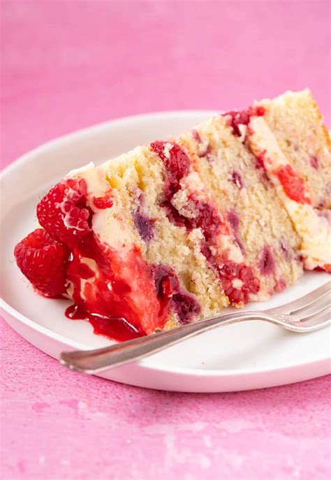 amazing-raspberry-ripple-cake-sweetest-menu image