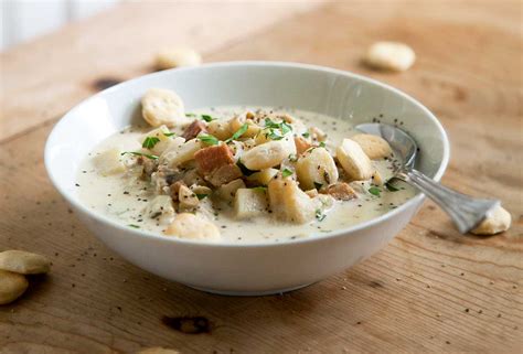 steamer-clam-chowder-recipe-leites-culinaria image