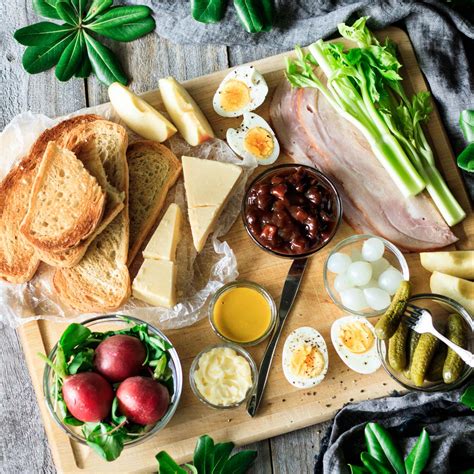 how-to-make-a-ploughmans-lunch-savor-the-flavour image