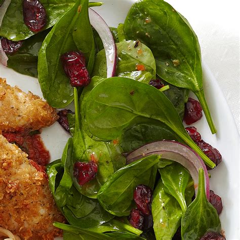 spinach-salad-recipe-eatingwell image